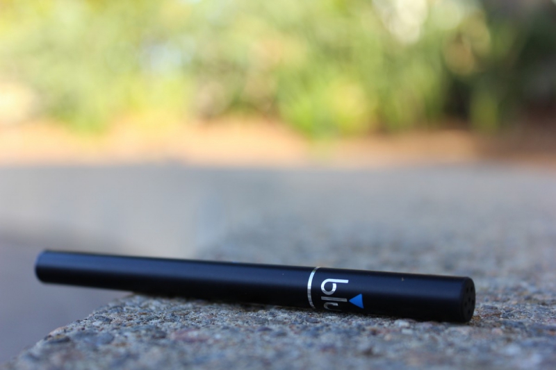 boutique-LE CANNET-min_e_cigarette_vaping_blu_cigs_blu_electronic_cigarette_tobacco_cigarette_smoke-637061